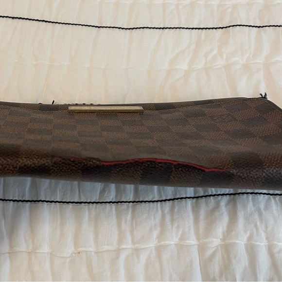 Louis Vuitton Damier Ebene Favorite MM - Picture 5 of 5